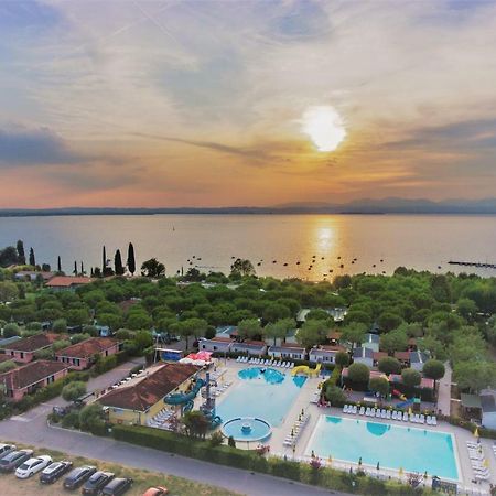 Le Palme Camping & Village Lazise Bagian luar foto