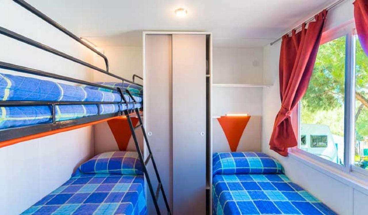 Le Palme Camping & Village Lazise Ruang foto