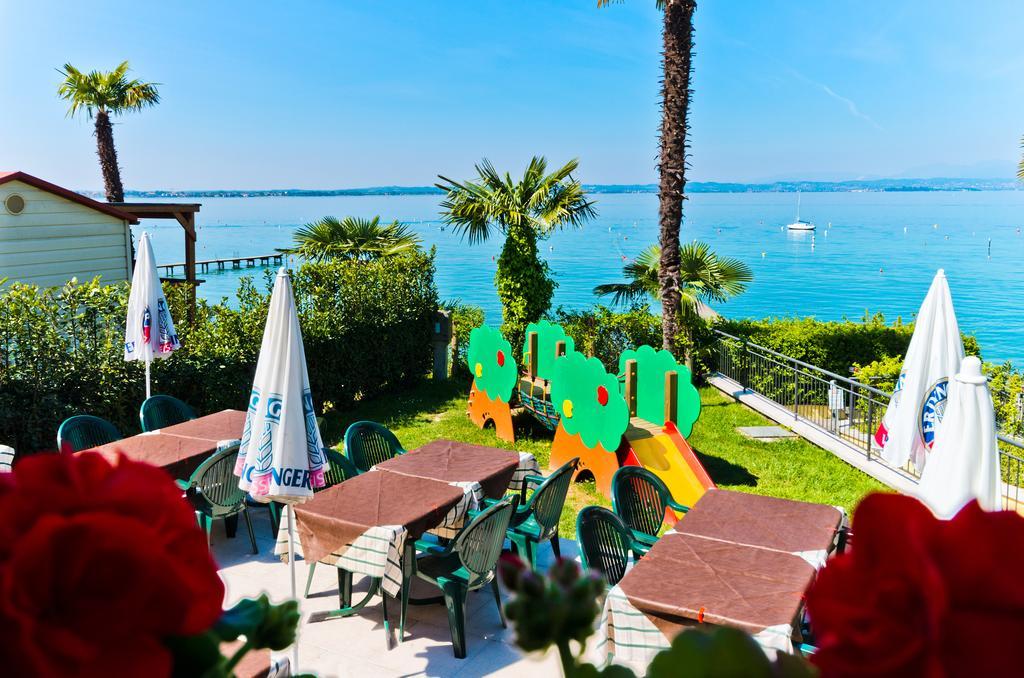 Le Palme Camping & Village Lazise Bagian luar foto