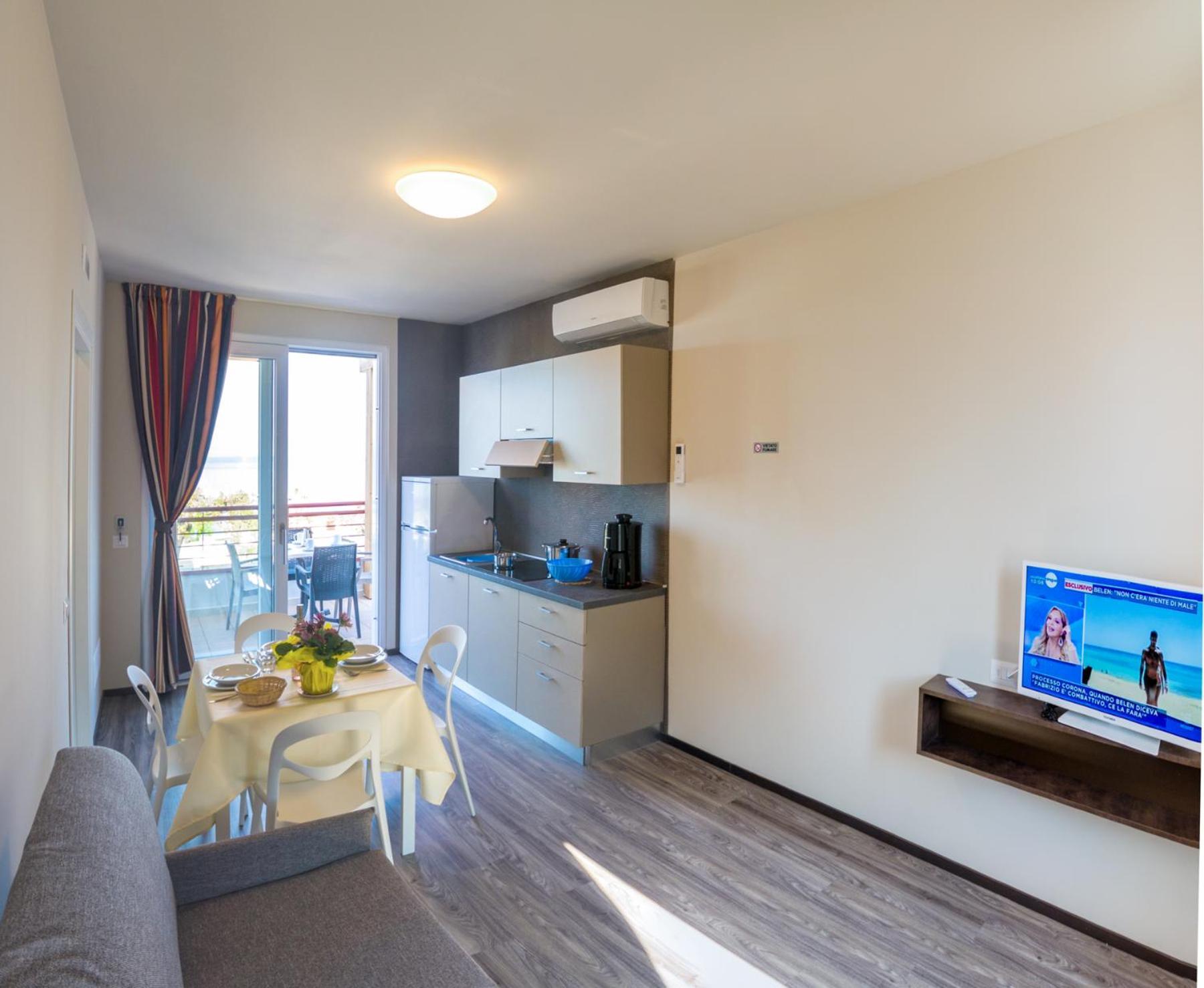 Le Palme Camping & Village Lazise Ruang foto