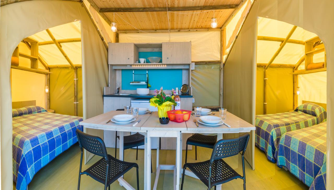 Le Palme Camping & Village Lazise Bagian luar foto