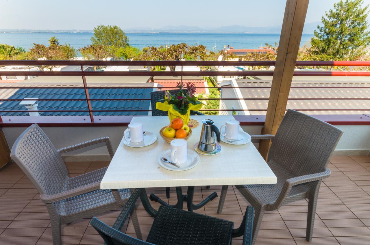 Le Palme Camping & Village Lazise Bagian luar foto